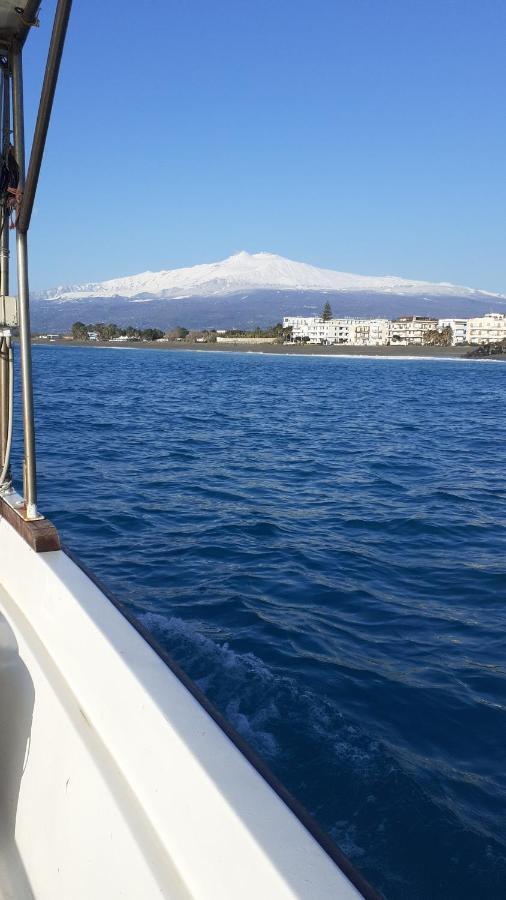 Апартаменты Etna Mare Маскали Экстерьер фото